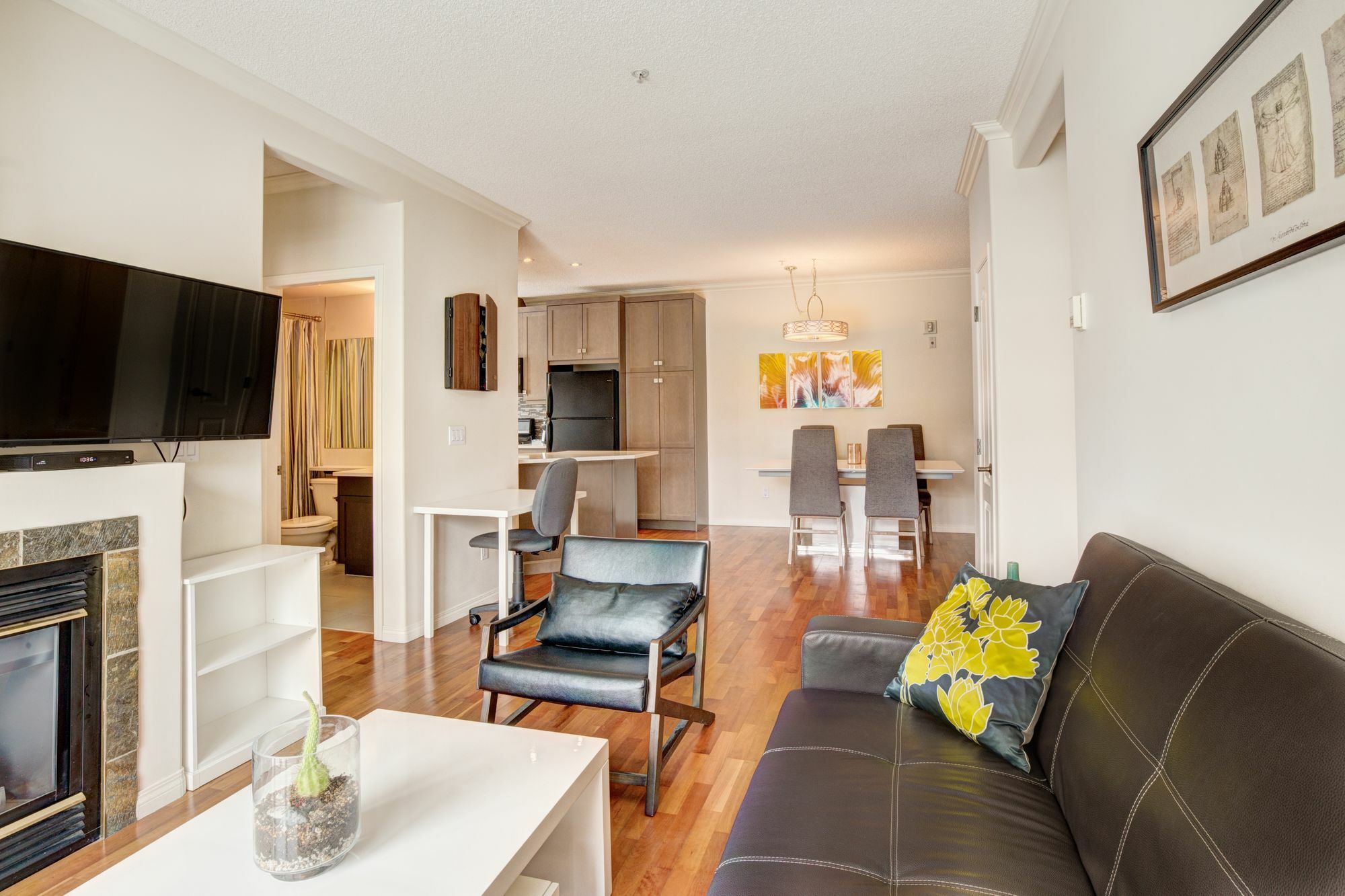 Suite Digs - Genesis YYC Eksteriør bilde